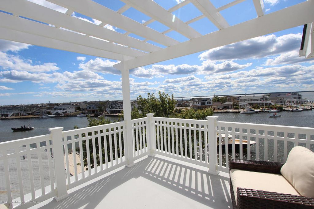 355 Orlando Dr, Lavallette, NJ 08735 home for sale, house images, photos and pics gallery