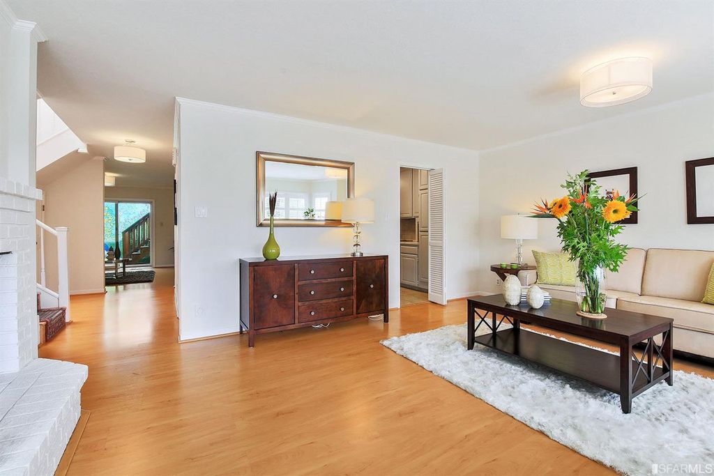 58 Surrey St, San Francisco, CA 94131 home for sale, house images, photos and pics gallery