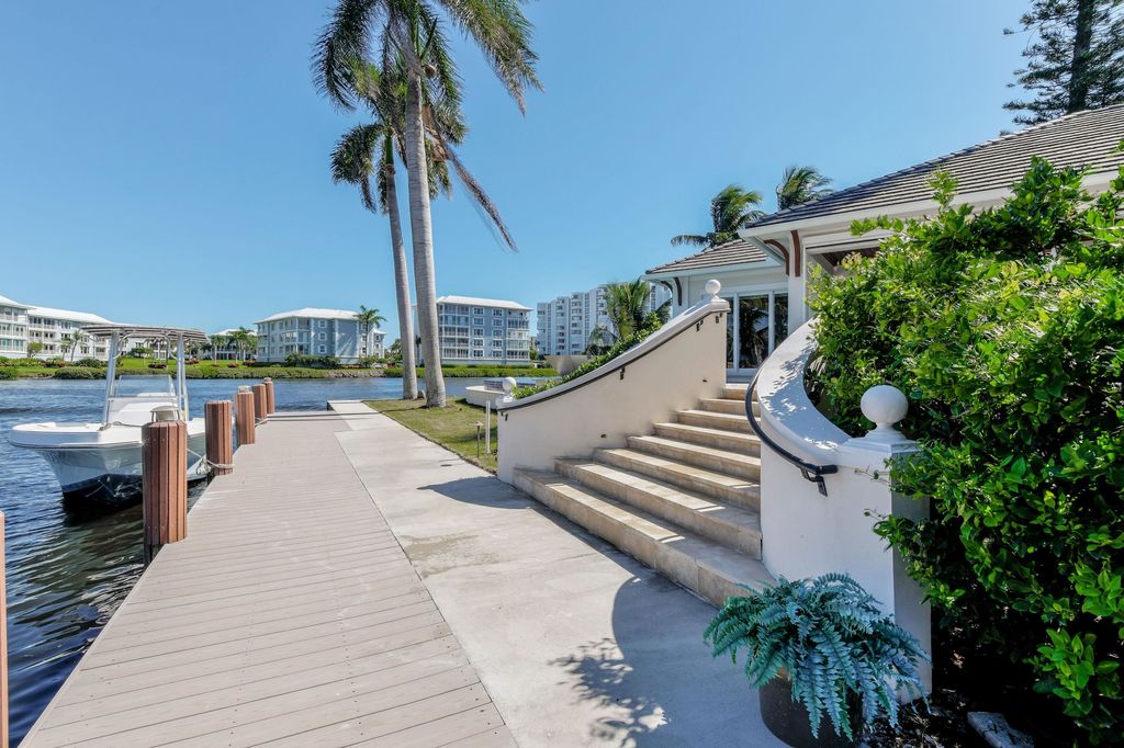 975 Banyan Dr Delray Beach, FL 33483 - $3,590,000 home for sale, house images, photos and pics gallery