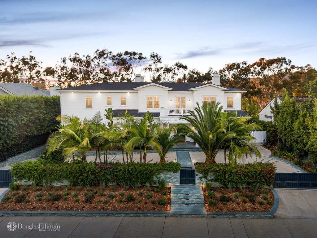 749 Amalfi Dr Pacific Palisades, CA 90272 - 10,995,000 home for sale, house images, photos and pics gallery