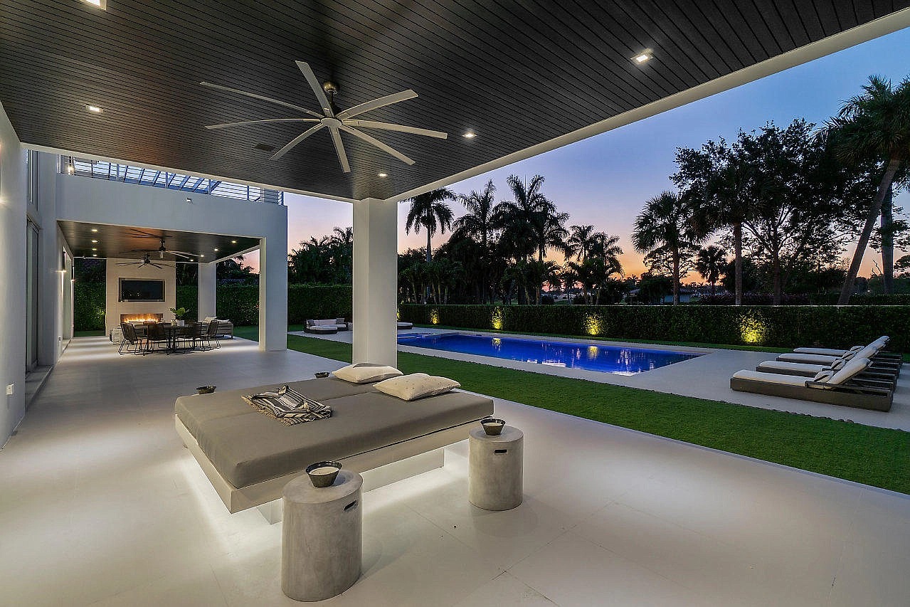 499 Royal Palm Way, Boca Raton, FL 33432 - $8,995,000 home for sale, house images, photos and pics gallery