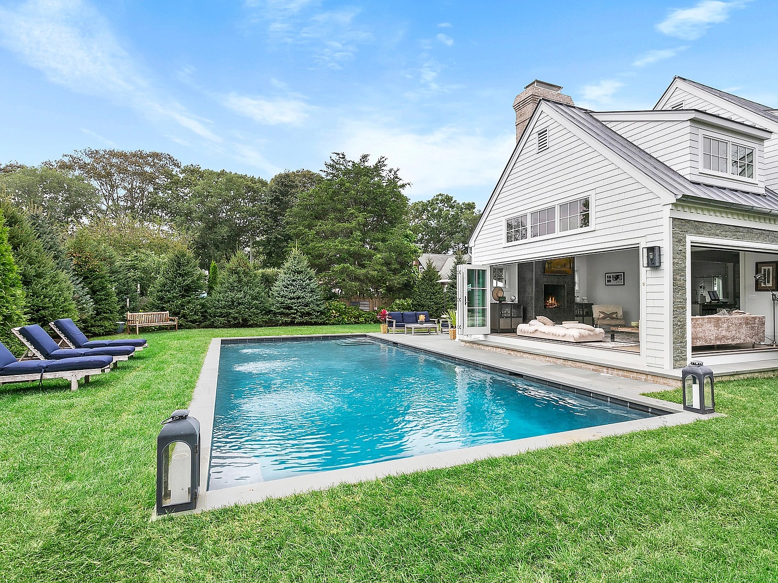 37 Church St, East Hampton, NY 11937 - $3,150,000 home for sale, house images, photos and pics gallery