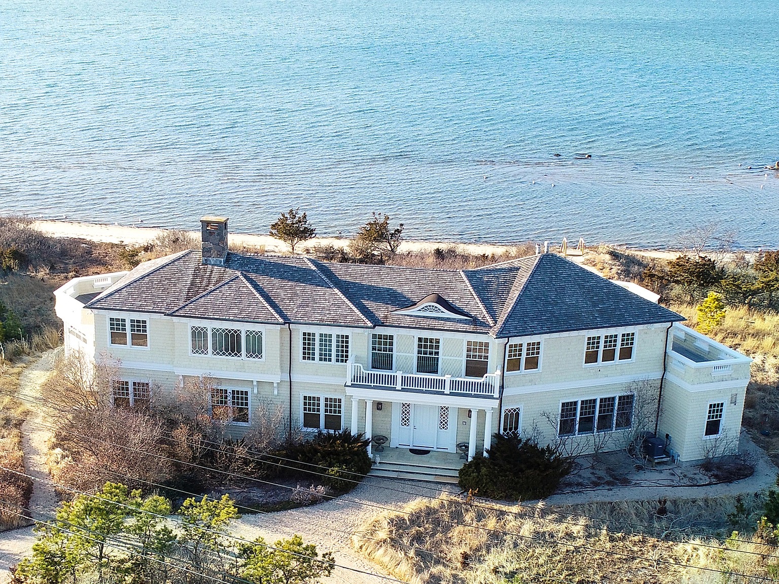 421 Cranberry Hole Rd, Amagansett, NY 11930 - $5,990,000 home for sale, house images, photos and pics gallery