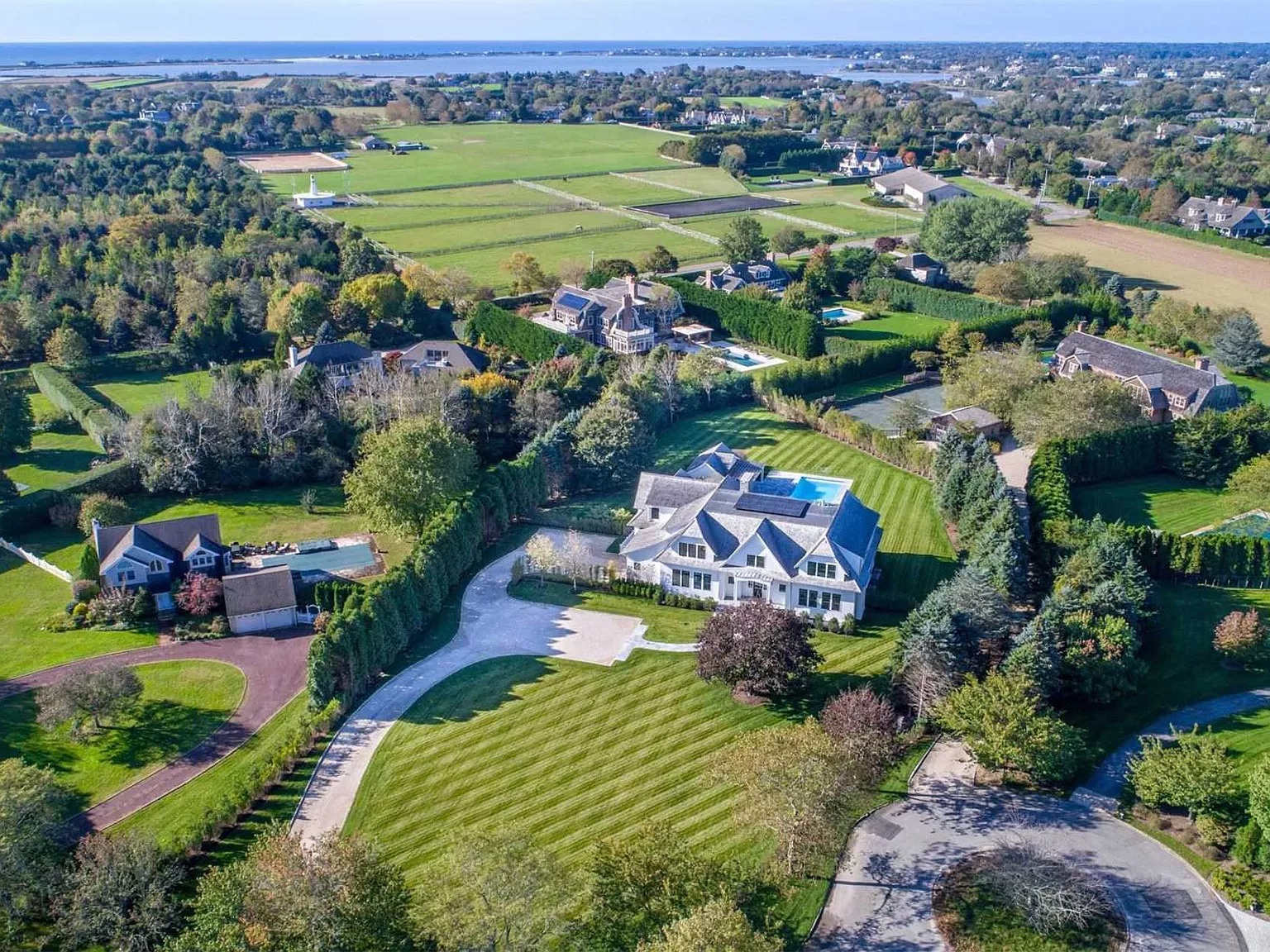 64 Jennifer Ln, Bridgehampton, NY 11932 - $9,450,000 home for sale, house images, photos and pics gallery