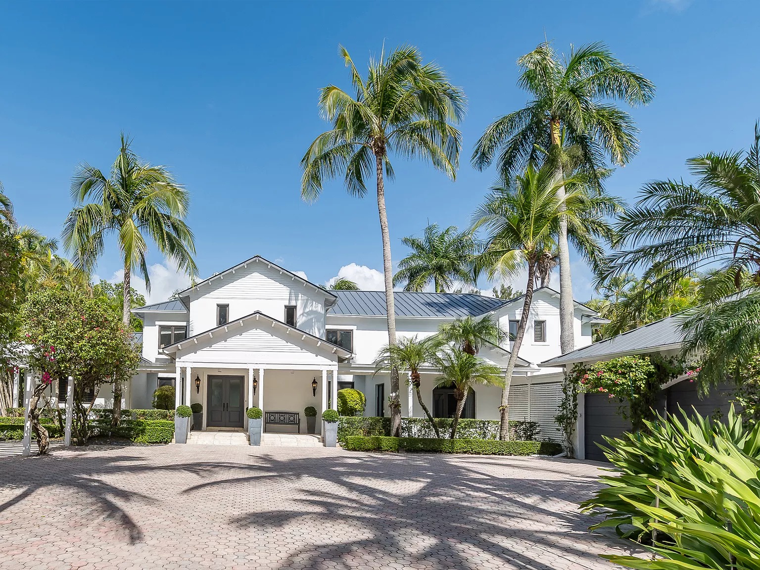 9050 Hammock Lake Dr, Coral Gables, FL 33156 - $6,900,000 home for sale, house images, photos and pics gallery
