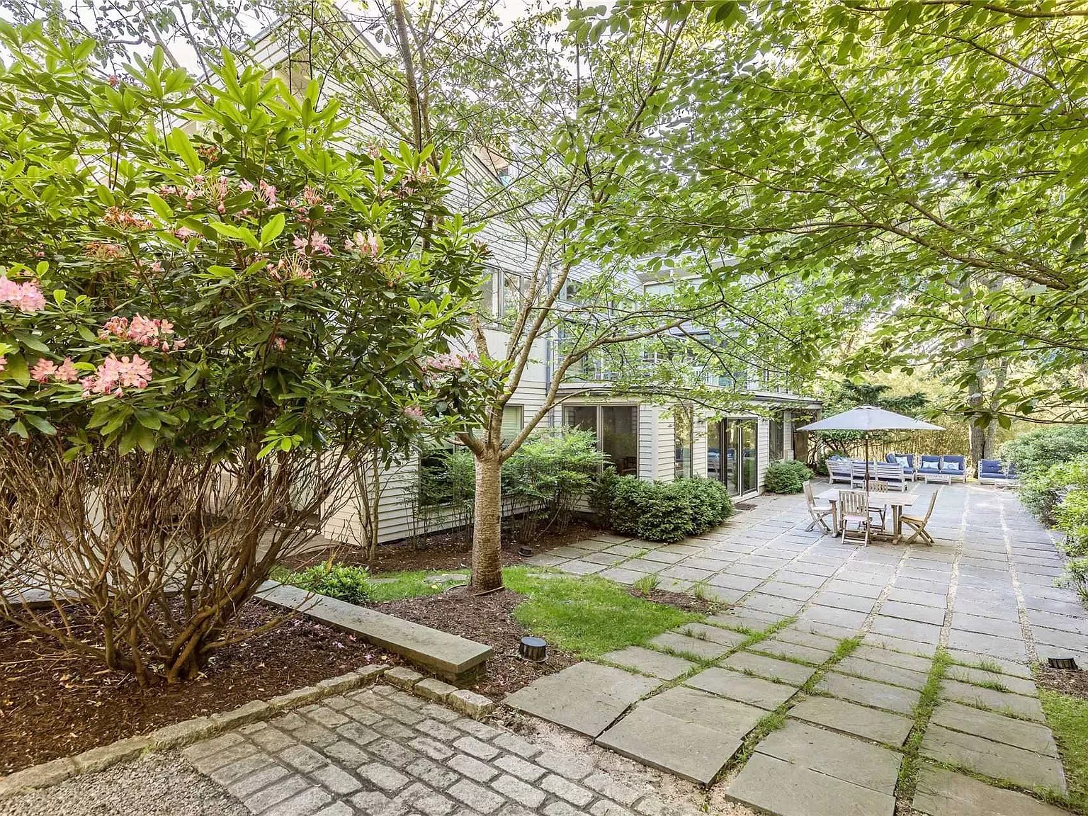 85 Oyster Shores Rd, East Hampton, NY 11937 - $3,999,000 home for sale, house images, photos and pics gallery